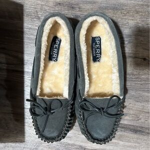 New Never Worn Sperry Women's Soze 8 Dark Gray Moccasins with Cream Lining